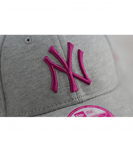 New Era Damen pinke NY Trucker Cap New Era Damen pinke NY Trucker Cap